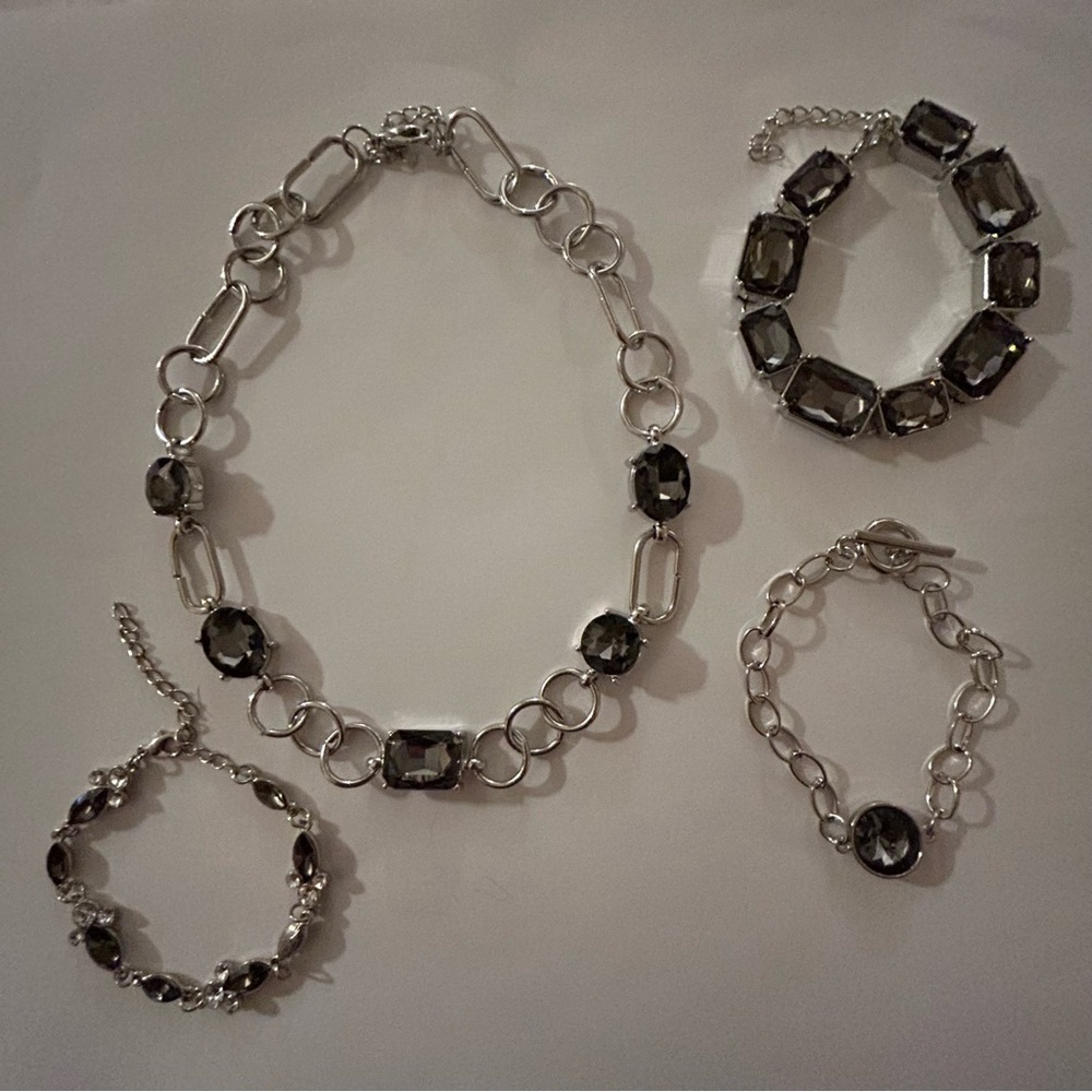 Elegant Silver Costume Jewelry Set‎ with Black Stones